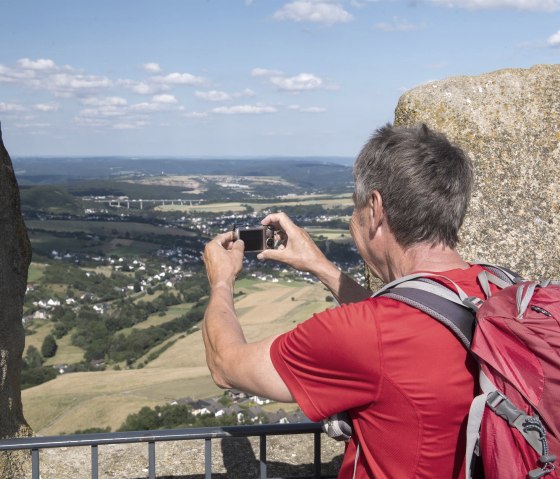 Blick vom Burgturm, © Kappest/Vulkanregion Laacher See Blick vom Burgturm, © Kappest/Vulkanregion Laacher See