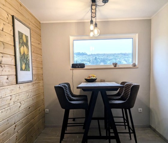 Eßplatz mit Blick ins Grüne Eßplatz mit Blick ins Grüne