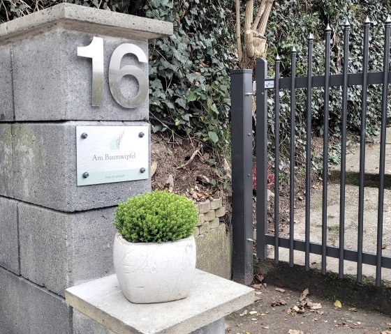 Eingang Ferienhaus am Baumwipfel Eingang Ferienhaus am Baumwipfel