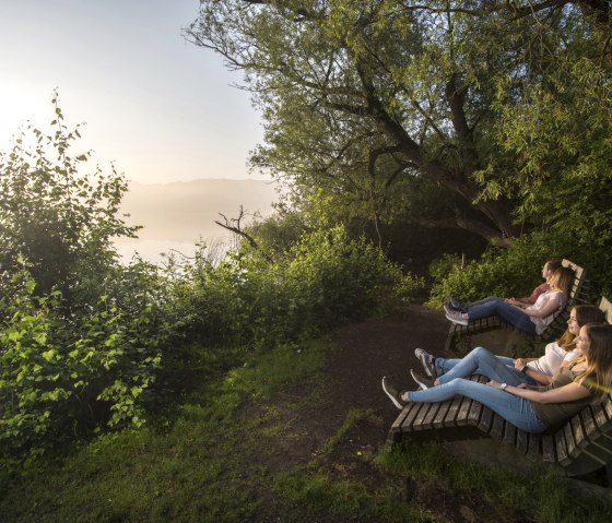 Ausruhen am Laacher See, © Vulkanregion Laacher See, Klaus-Peter Kappest Ausruhen am Laacher See, © Vulkanregion Laacher See, Klaus-Peter Kappest