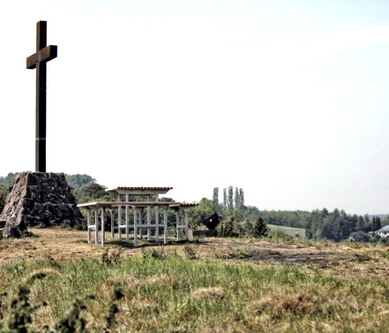 Ehrenkreuz Riethel, © Jürgen Thierfelder Ehrenkreuz Riethel, © Jürgen Thierfelder