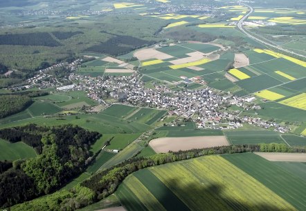 Cache Laachus peilt am Wehrer Kessel, © Walter Müller Cache Laachus peilt am Wehrer Kessel, © Walter Müller