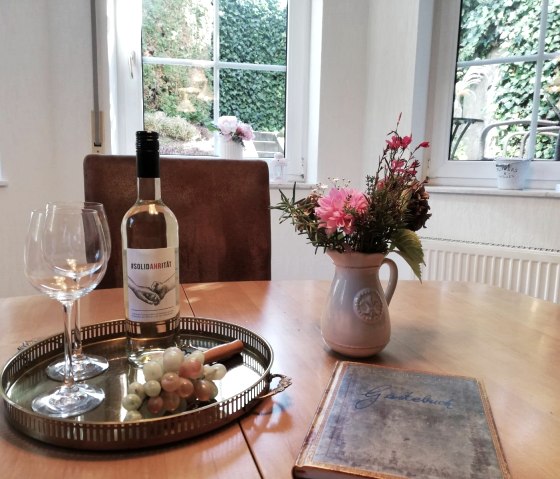 Begrüßungsschluck, © C. Lengyel Begrüßungsschluck, © C. Lengyel