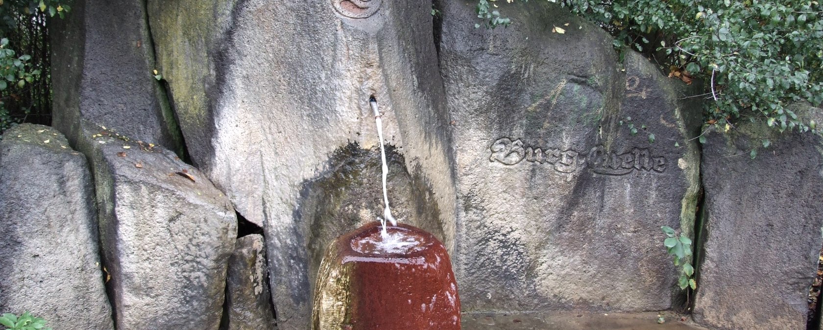 Burg-Quelle, © VG Pellenz/Manea Burg-Quelle, © VG Pellenz/Manea