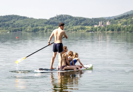 Schwimmen im Laacher See, © Eifel Tourismus GmbH, Dominik Ketz Schwimmen im Laacher See, © Eifel Tourismus GmbH, Dominik Ketz