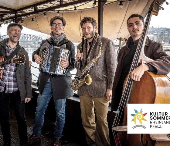 GANIFIM mit Logo KUSO, © Ganifim GANIFIM mit Logo KUSO, © Ganifim