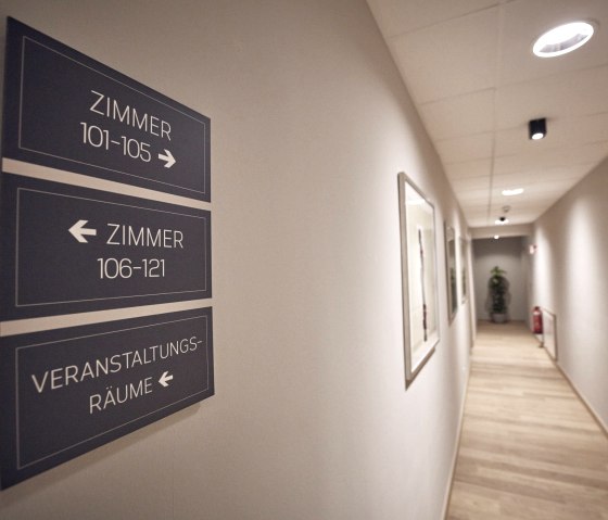 Hotelflur Nahaufnahme, &copy; Seehotel Maria Laach