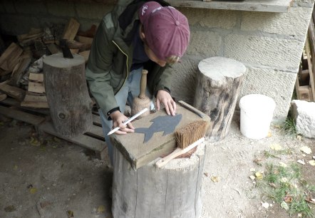 Kinder beim H&auml;mmern, &copy; Werner Wilms