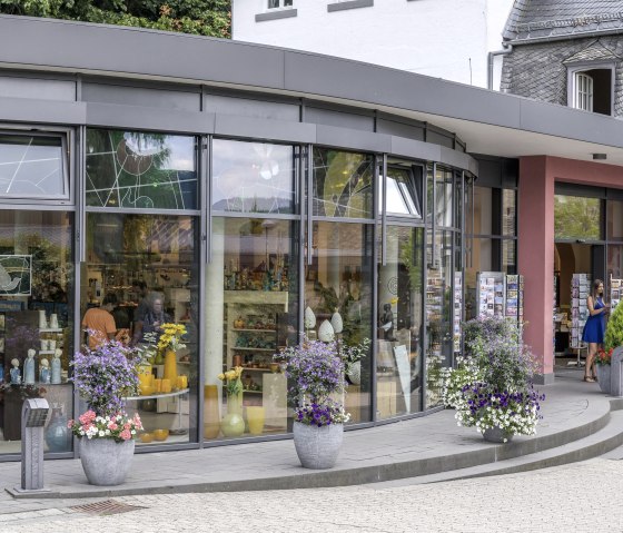 Buchhandlung Maria Laach, &copy; Kappest