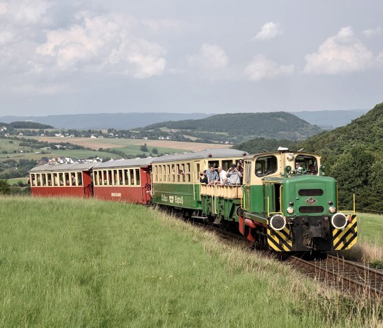 Vulkan-Expre&szlig;, &copy; Walter Brueck