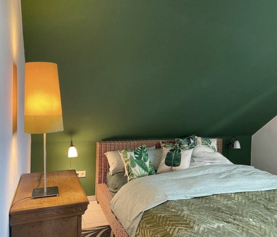 Bett Schlafzimmer 1, &copy; Becker