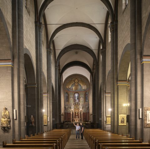 Kirche innen, &copy; TI Vulkanregion Laacher See/Kappest