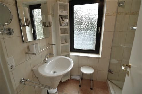 DZ Bausenberg badkamer