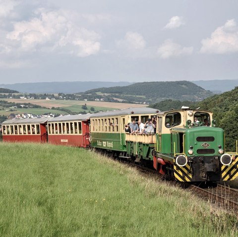 Vulkan-Expre&szlig;, &copy; Walter Br&uuml;ck