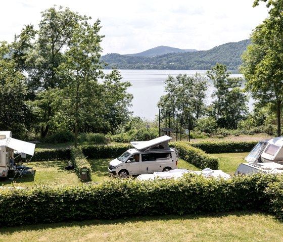 RCN Laacher See - Campen direkt am See, &copy; RLN Vakantieparken