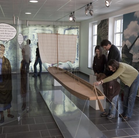 Blick in das Vulkanpark Infozentrum Rauschermühle, © Kappest/Vulkanpark GmbH