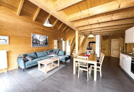 S-027-018-23-Wohnbereich-Tommy-Annika