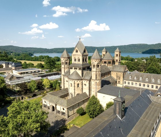 Abtei Maria Laach, © Eifel Tourismus, Dominik Ketz