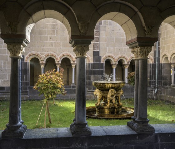 Brunnen, &copy; TI Vulkanregion Laacher See/Kappest