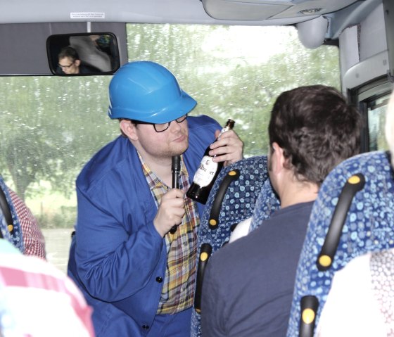 Unterwegs im Bus, © Kai Kramosta