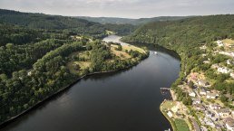 Vue sur la vallée d'Einruhr sur le sentier de l'Eifel, © Eifel Tourismus/D. Ketz