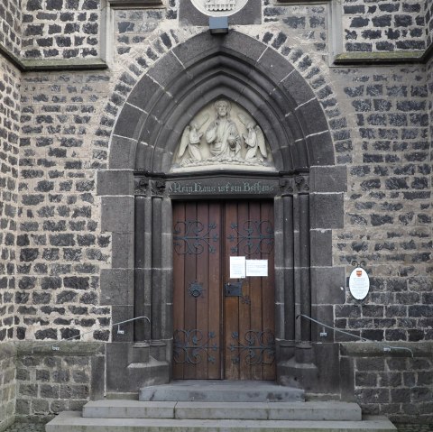 St. Johannes - Eingangsbereich, &copy; VG Mendig/Neideck