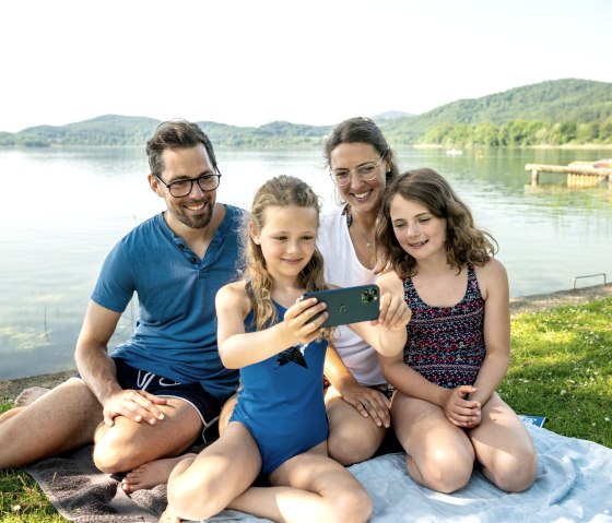 Camping per ligplaats, © Eifel Tourismus GmbH, Dominik Ketz