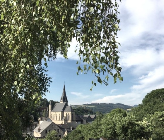 View_of_women (1)