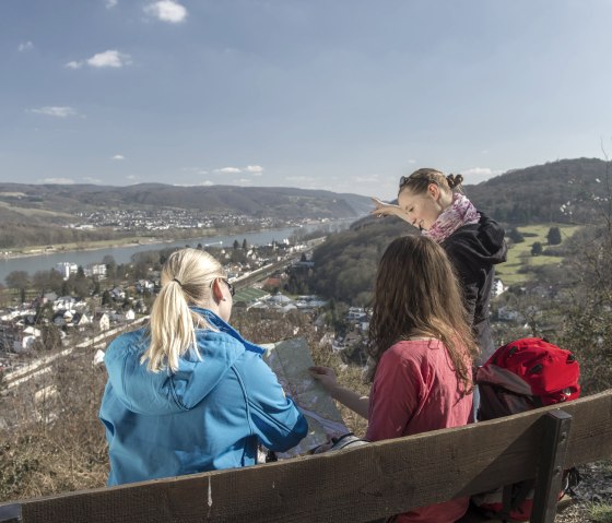 Eifelleiter - Bank mit sagenhafter Ausschiht, &copy; Vulkanregion Laacher See, Klaus-Peter Kappest