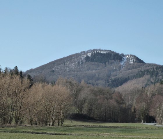 Lausche, &copy; Dr. J&ouml;rg B&uuml;chner