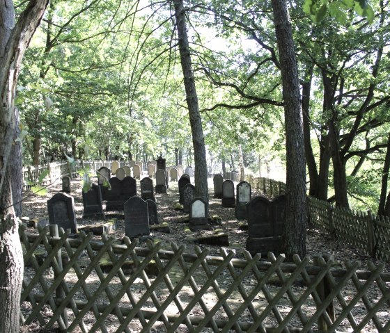 Cimetière juif de Nickenich, © VG Pellenz/Manea