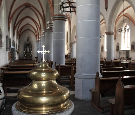 St. Willibrors Innenansicht 2, &copy; VG Pellenz/Manea