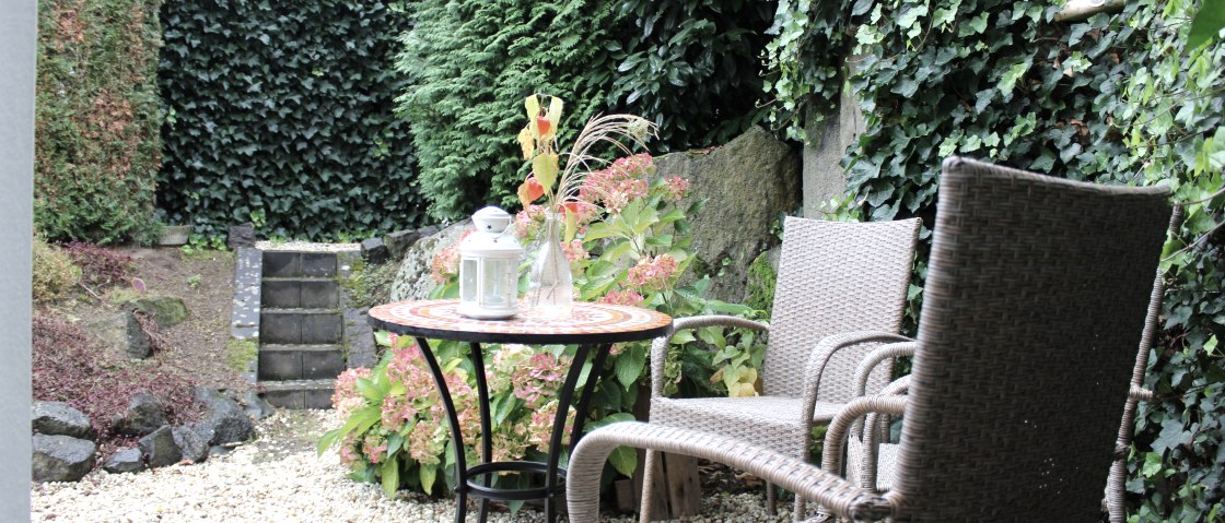 Kleiner idyllischer Freisitz der Ferienwohnung Lengyel in Plaidt, &copy; VG Pellenz/Chagas da Silva