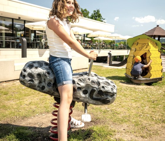 Spielplatz Klostergastst&auml;tte Maria Laach - Laachus, &copy; Eifel Tourismus GmbH, Dominik Ketz