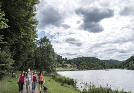 Wanderung, &copy; Rhein-Mosel-Eifel Touristik, K.-P. Kappest