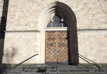 St. Florinus - Eingang, &copy; VG Mendig/Neideck