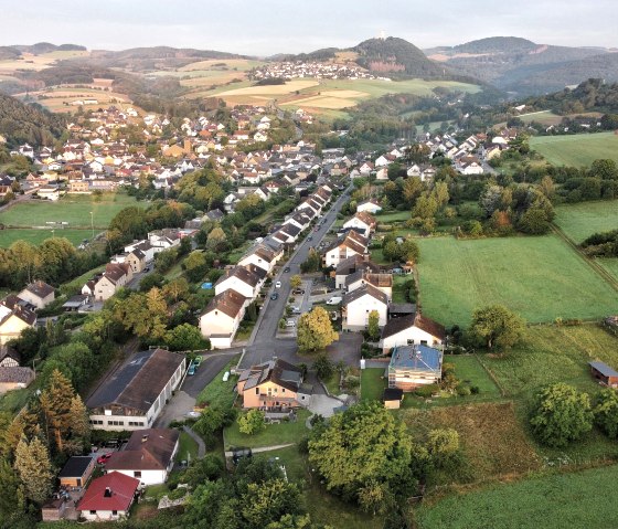 Oberzissen with Olbr&uuml;ck Castle, &copy; Ralf Barth
