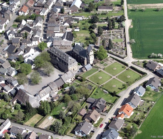 Blick auf Wehr, © Vulkanregion Laacher See/W. Müller