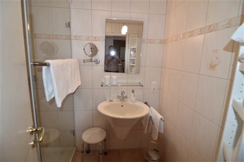 Tweepersoonskamer Suite Brohltal - Badkamer