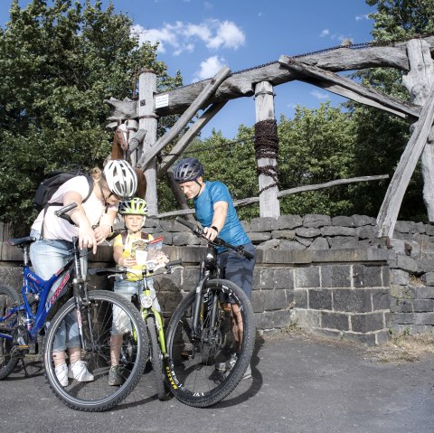 Famielenausflug, © Kappest/Vulkanregion Laacher See