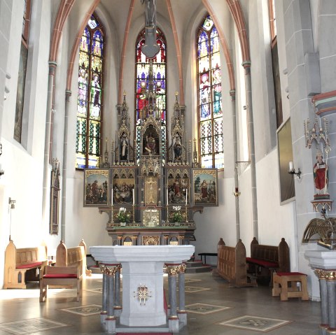 St. Willibrord Innenansicht, &copy; VG Pellenz/Manea