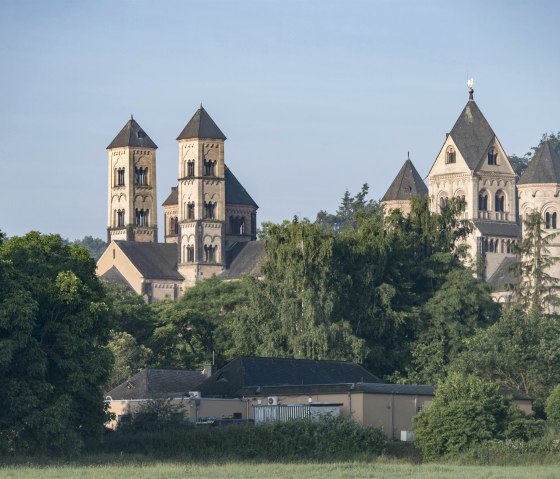 Abteikirche, &copy; Kappest/Vulkanregion Laacher See