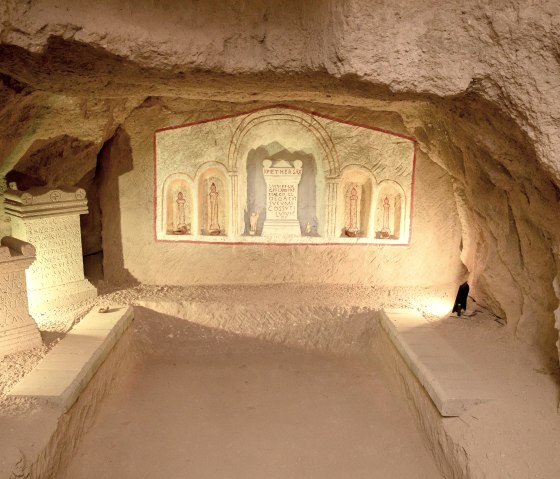 Einblick in einen Abbaustollen, &copy; Christ/Vulkanpark GmbH