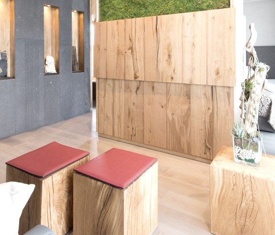 earth suite living area, © monte mare Hotel
