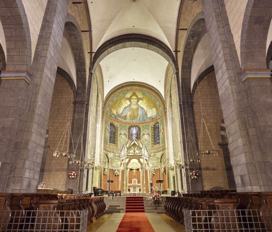 Abteikirche Innenansicht Maria Laach, &copy; Seehotel Maria Laach