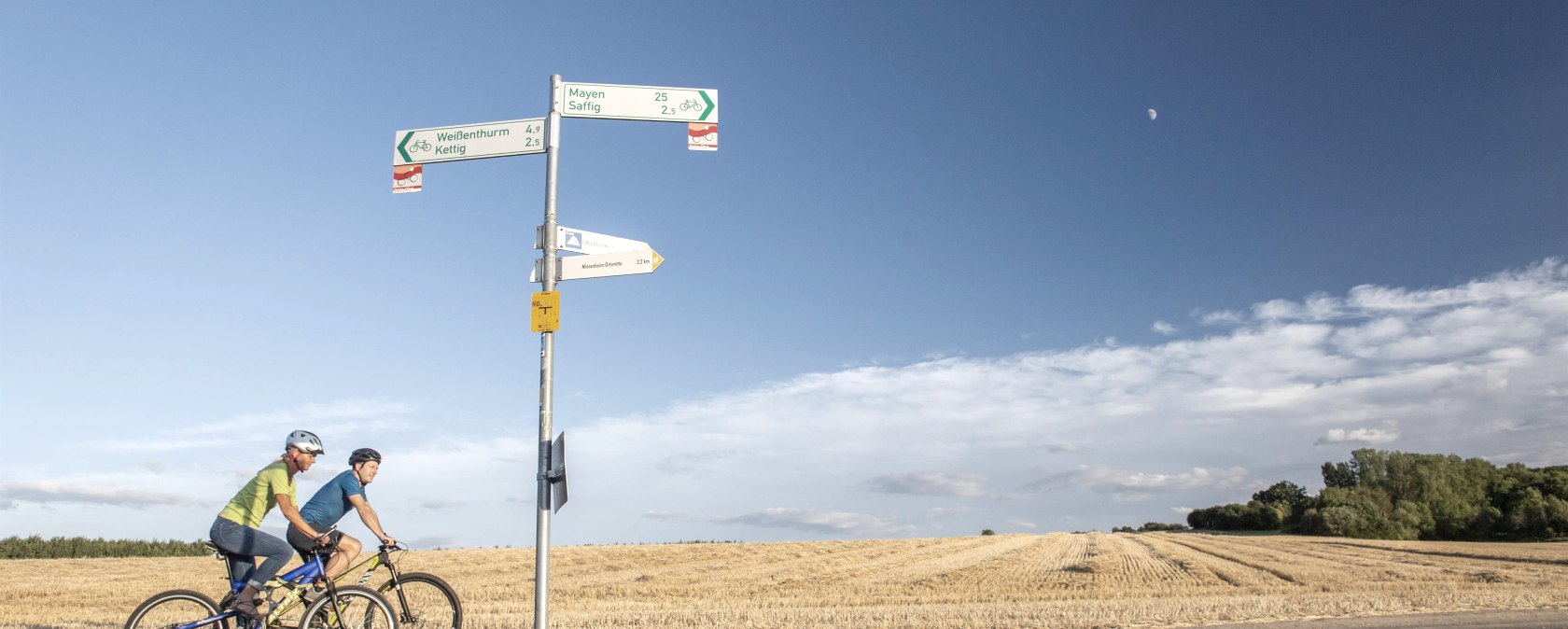 Über Felder, © TI Vulkanregion Laacher See/Kappest