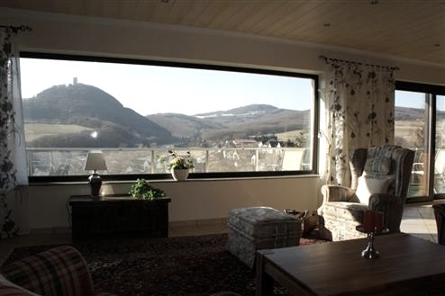 FEWO Eifelblick Uitzicht Woonkamer