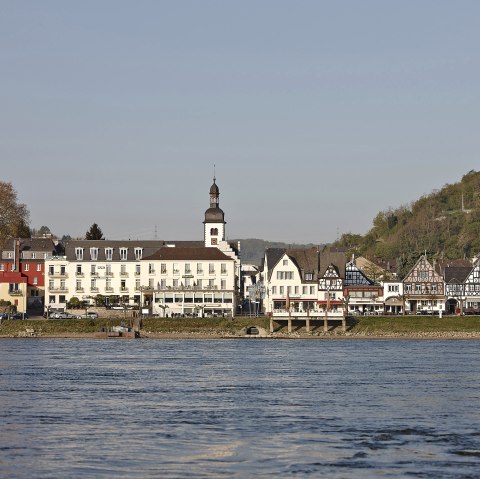 rhine promenade, &copy; Marco Rothbrust