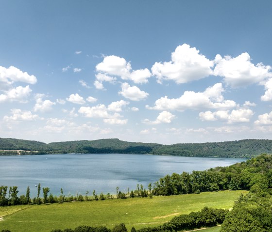 Blick auf den Laacher See, &copy; Eifel Tourismus GmbH, Dominik Ketz