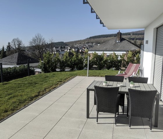 Terras met uitzicht op de tuin, © Frank Börsch